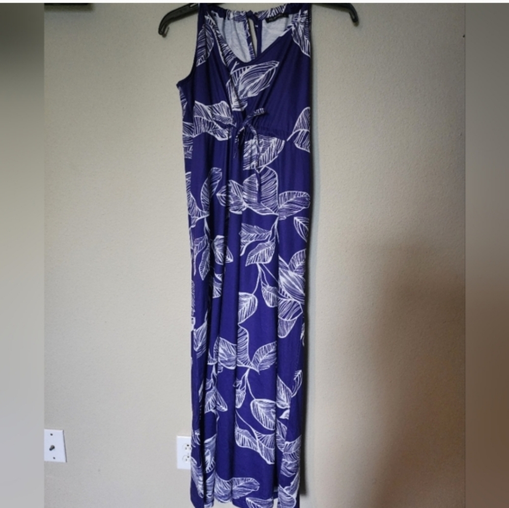 EUC HUSKARY Women's V-Neck Spaghetti Strap Maxi Dress